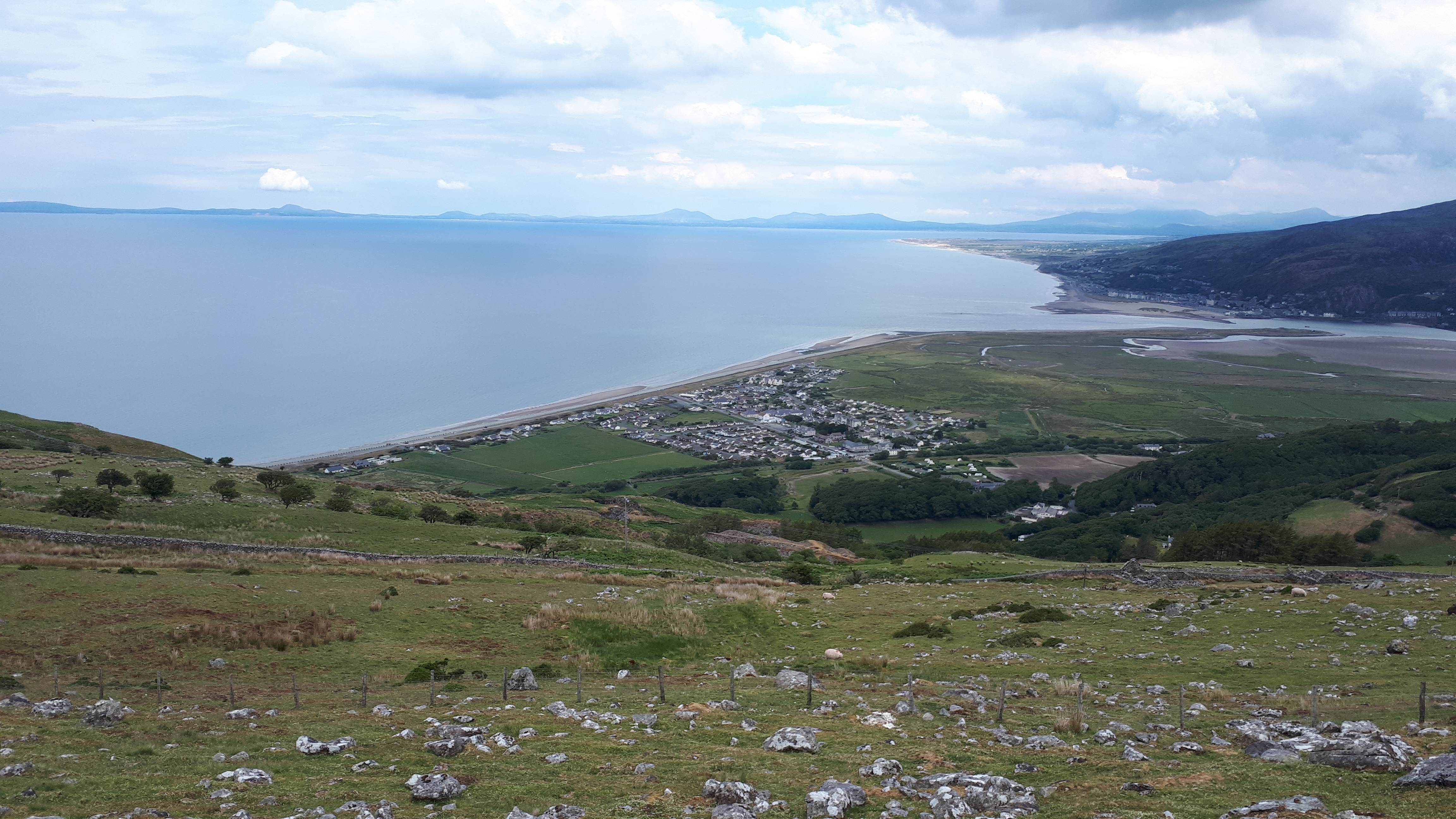 fairbourne barmouth and beyond the llyn in the far distance.jpg